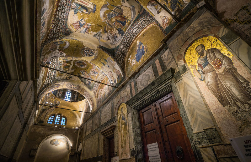 монастырь Хора знаменит своими мозаиками и фресками