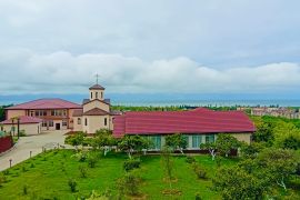 Паломническая гостиница «Елисавета» недалеко от моря в Абхазии